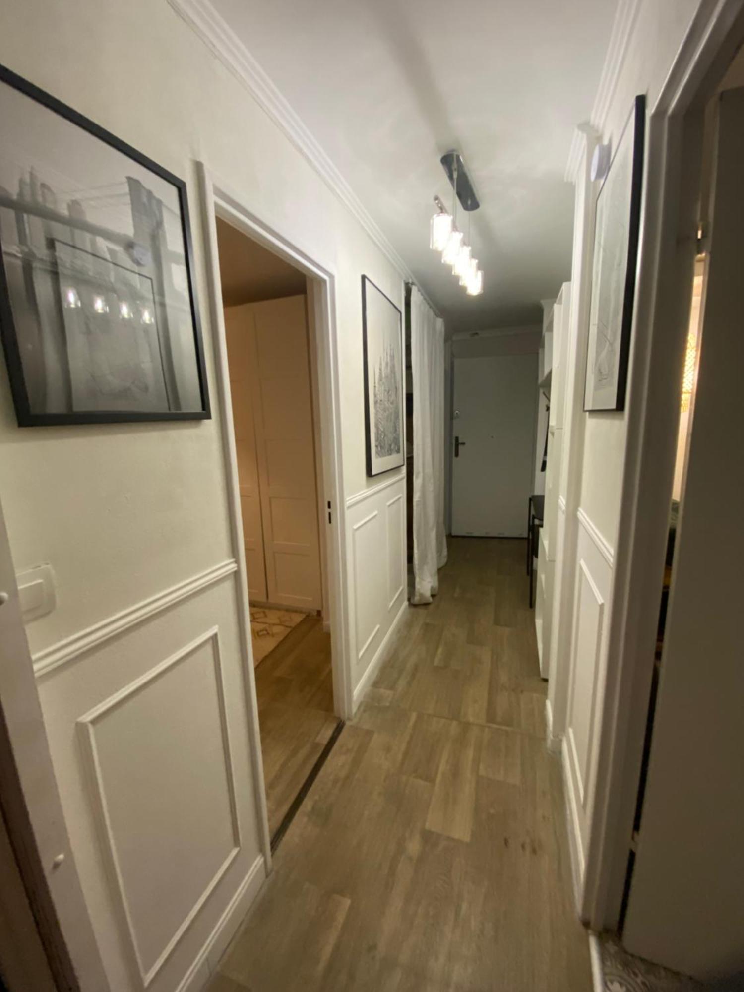 Bel Appartement Spacieux ,Convivial De 3 Chambres Avec Parking Prive Secure Caen Exterior photo